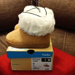 Thereabouts Toddler Size 7M Cognac Boots with White Fur